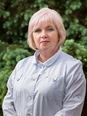 埃琳娜*拉扎列娃