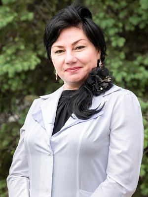 莱拉*雷佐夫纳个体经营者 