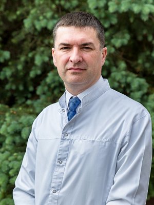 伊戈尔*瓦列里耶维奇*米克里尤科夫